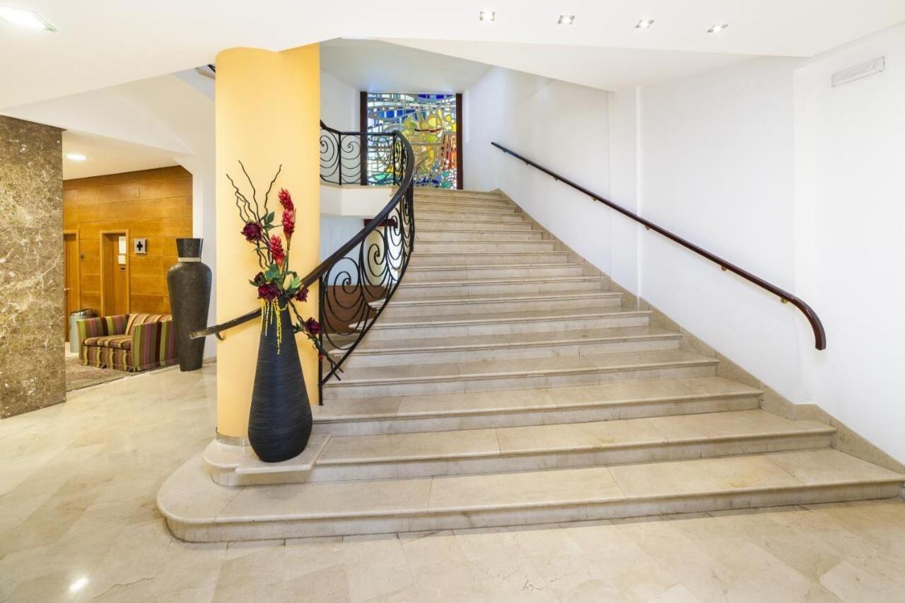 Globales Almirante Farragut Hotel Cala'N Blanes  ภายนอก รูปภาพ