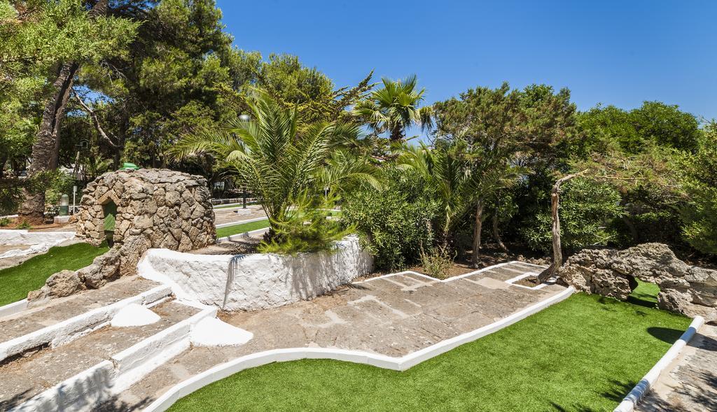Globales Almirante Farragut Hotel Cala'N Blanes  ภายนอก รูปภาพ